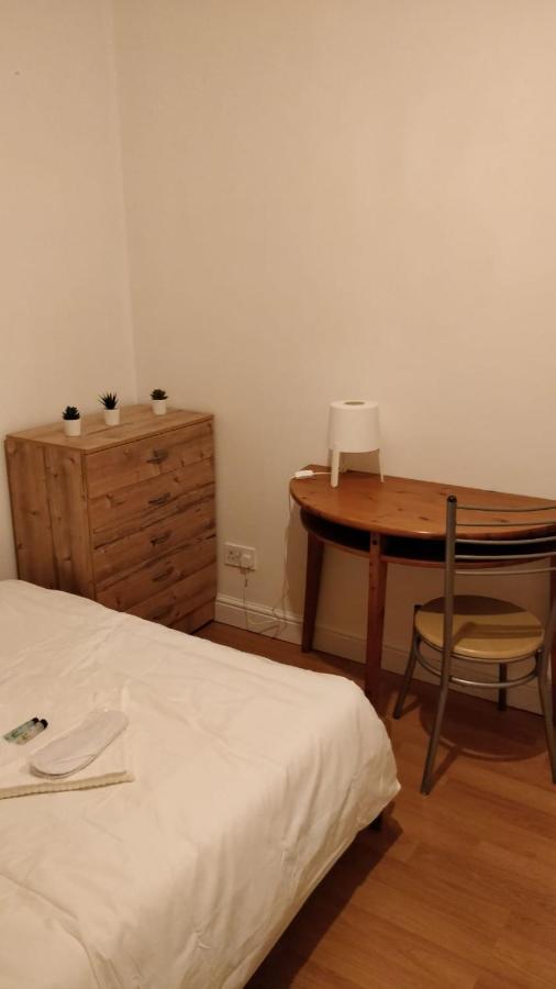 Fieldgate Spacious Rooms Лондон Экстерьер фото